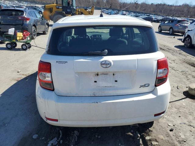 JTKKU10408J019135 - 2008 TOYOTA SCION XD WHITE photo 6