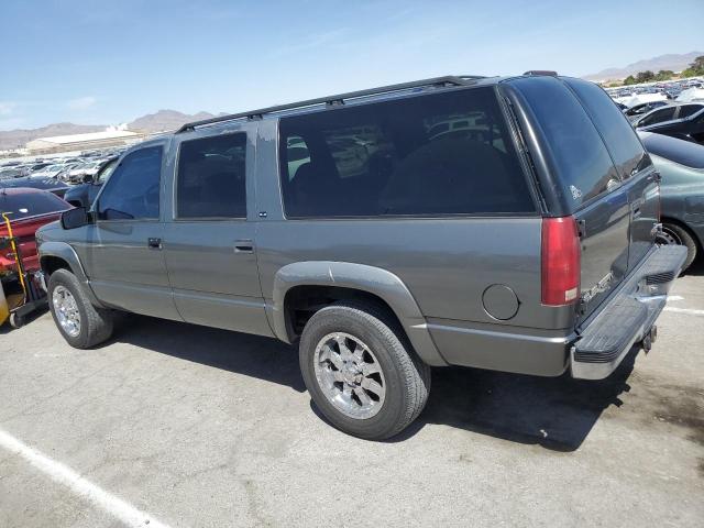 3GKFK16RXXG542166 - 1999 GMC SUBURBAN K1500 GRAY photo 2