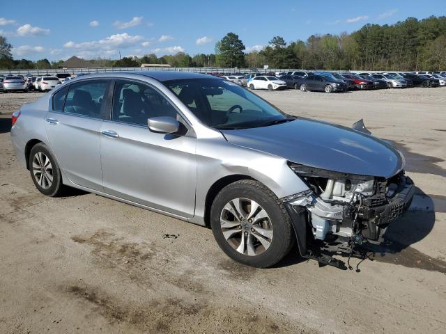 1HGCR2F31DA059026 - 2013 HONDA ACCORD LX SILVER photo 4