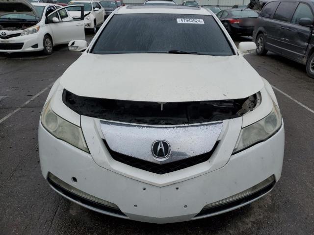 19UUA86519A005846 - 2009 ACURA TL WHITE photo 5