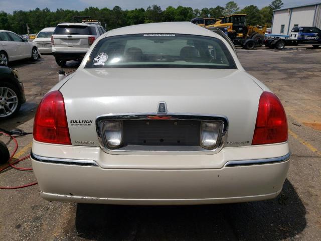 1LNHM82W67Y615778 - 2007 LINCOLN TOWN CAR SIGNATURE LIMITED WHITE photo 6