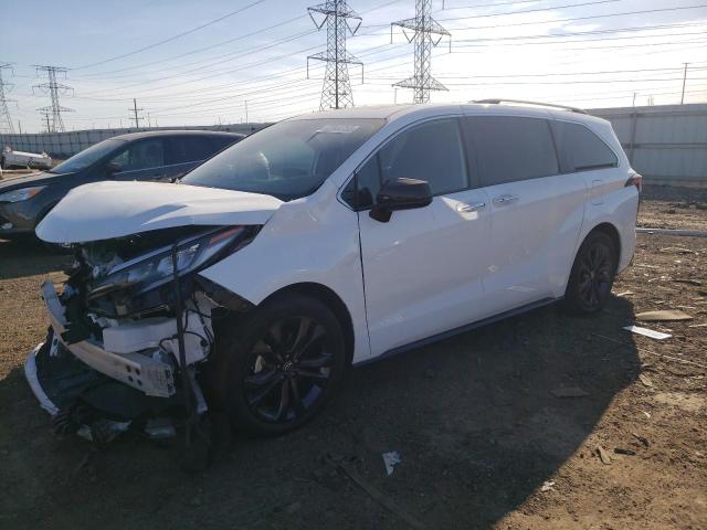 5TDDRKEC4NS075911 - 2022 TOYOTA SIENNA XSE WHITE photo 1