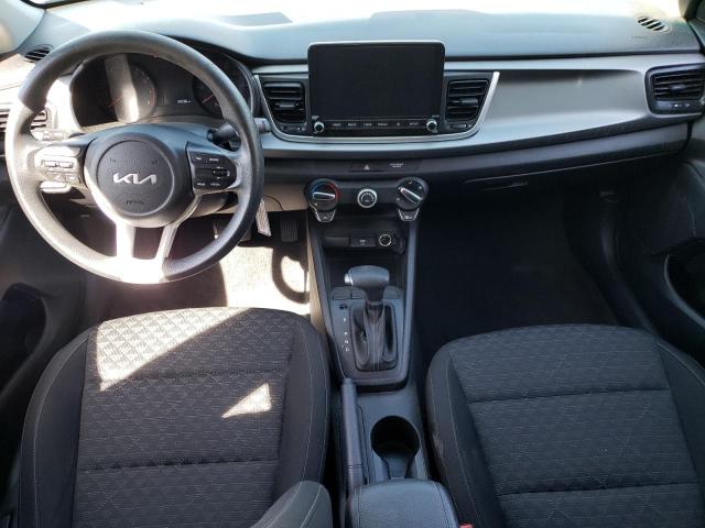 3KPA24AD6NE436972 - 2022 KIA RIO LX GRAY photo 8