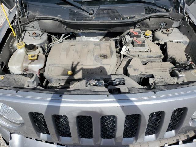 1C4NJRFB6GD664161 - 2016 JEEP PATRIOT LATITUDE SILVER photo 12