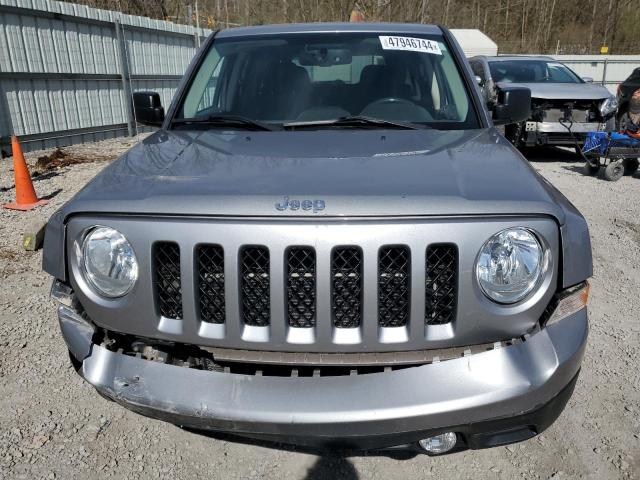 1C4NJRFB6GD664161 - 2016 JEEP PATRIOT LATITUDE SILVER photo 5