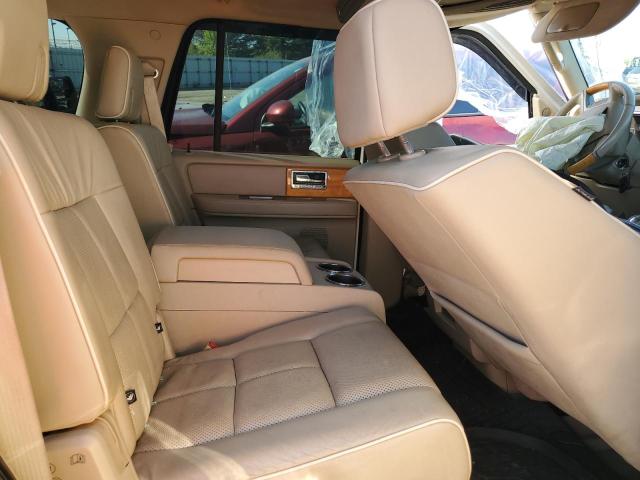 5LMFU28507LJ18464 - 2007 LINCOLN NAVIGATOR 白色 照片 10