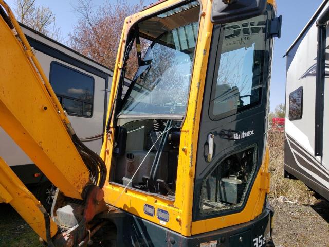 HHKHMH04VJ0000588 - 2018 HYUNDAI EXCAVATOR ORANGE photo 9