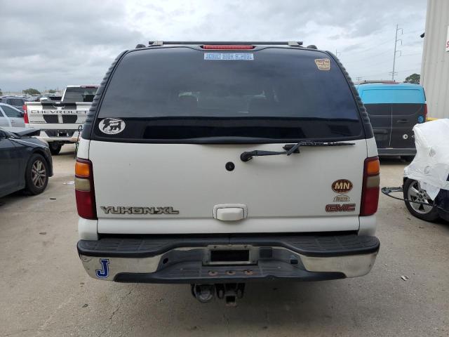 3GKEC16Z23G103353 - 2003 GMC YUKON C1500 WHITE photo 6