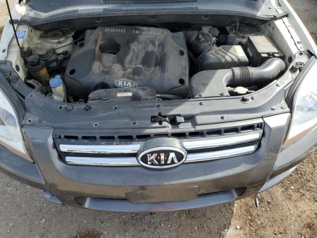 KNDJF724977436066 - 2007 KIA SPORTAGE LX WHITE photo 12