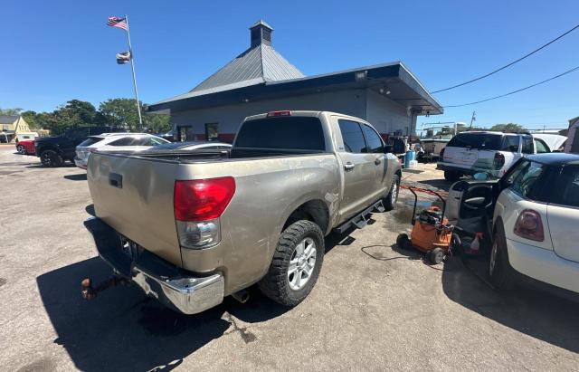 5TBEV541X7S464128 - 2007 TOYOTA TUNDRA CREWMAX SR5 GRAY photo 4