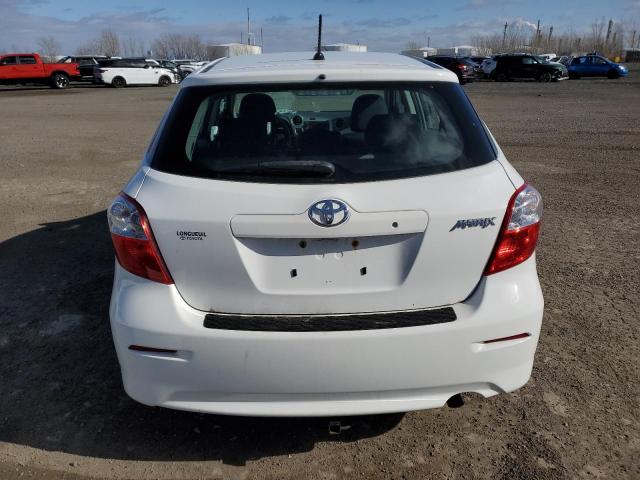 2T1KU4EE1EC130696 - 2014 TOYOTA MATRIX BASE WHITE photo 6