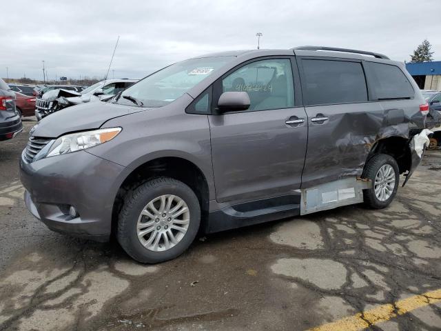 2021 TOYOTA SIENNA XLE, 