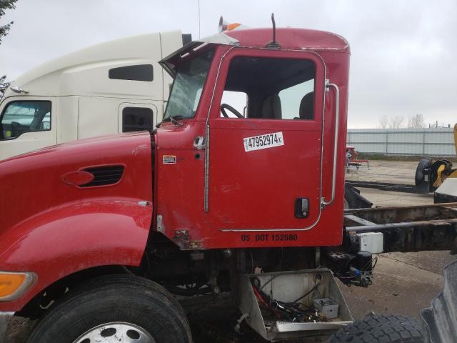 2NPLHN7X6AM793436 - 2010 PETERBILT 335 RED photo 9