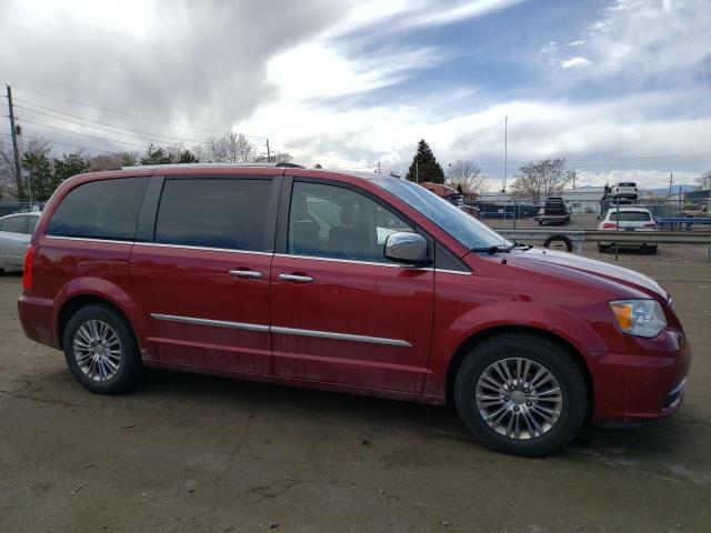 2A4RR6DG7BR616160 - 2011 CHRYSLER TOWN & COU LIMITED BURGUNDY photo 4