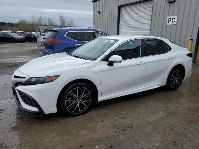 4T1G11AKXRU232768 - 2024 TOYOTA CAMRY SE NIGHT SHADE WHITE photo 1