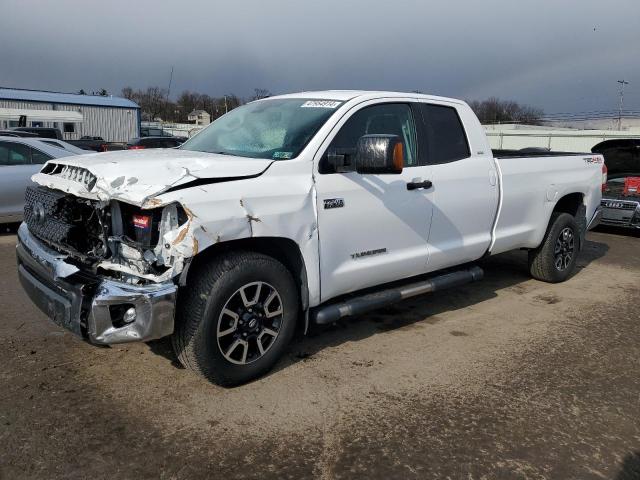 5TFCY5F16KX024297 - 2019 TOYOTA TUNDRA DOUBLE CAB SR/SR5 WHITE photo 1