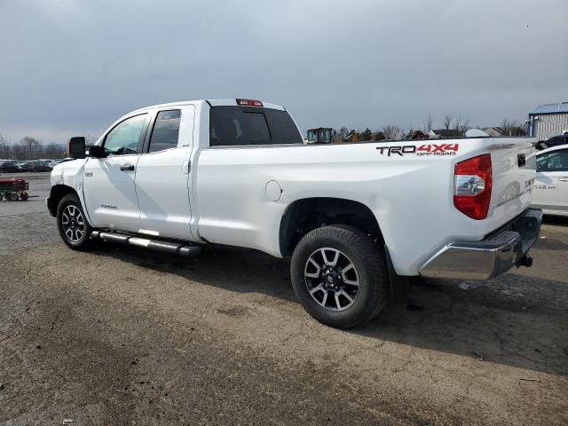 5TFCY5F16KX024297 - 2019 TOYOTA TUNDRA DOUBLE CAB SR/SR5 WHITE photo 2