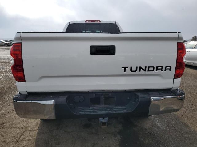 5TFCY5F16KX024297 - 2019 TOYOTA TUNDRA DOUBLE CAB SR/SR5 WHITE photo 6