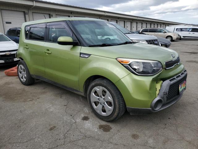 KNDJN2A24F7815027 - 2015 KIA SOUL GREEN photo 4