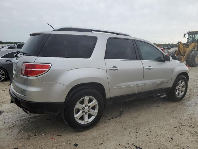 5GZEV237X8J196397 - 2008 SATURN OUTLOOK XR SILVER photo 3