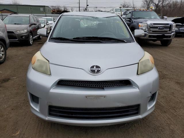 JTKKU10488J031761 - 2008 TOYOTA SCION XD SILVER photo 5