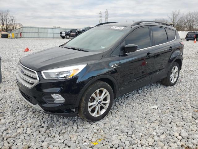 1FMCU0GD2JUC17694 - 2018 FORD ESCAPE SE BLACK photo 1