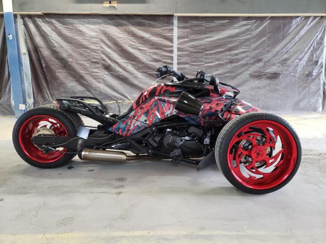 2BXRDDE26JV000645 - 2018 CAN-AM SPYDER ROA F3 RED photo 1