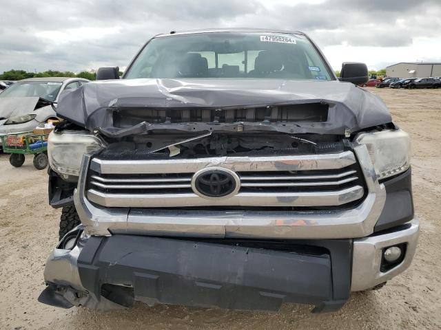 5TFRM5F18HX117255 - 2017 TOYOTA TUNDRA DOUBLE CAB SR/SR5 CHARCOAL photo 5