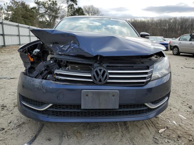 1VWBP7A34DC130306 - 2013 VOLKSWAGEN PASSAT SE BLUE photo 5