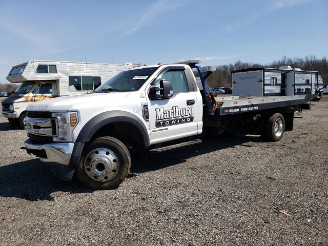 1FDUF5HT0KED16446 - 2019 FORD F550 SUPER DUTY WHITE photo 1