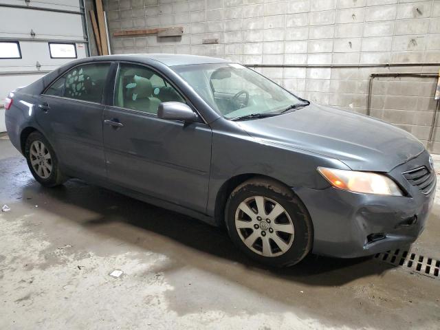 4T1BE46KX7U062367 - 2007 TOYOTA CAMRY CE GRAY photo 4