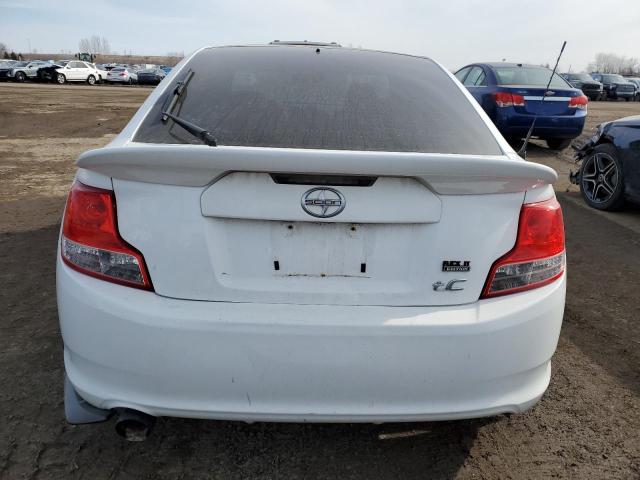 JTKJF5C70B3007842 - 2011 TOYOTA SCION TC 白色 照片 6