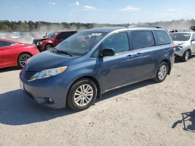 5TDYK3DC3ES490960 - 2014 TOYOTA SIENNA XLE BLUE photo 1