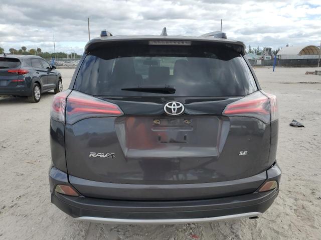 JTMNFREV5GJ073723 - 2016 TOYOTA RAV4 SE GRAY photo 6