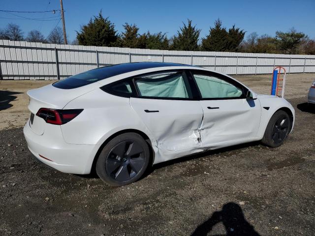 5YJ3E1EA3PF484182 - 2023 TESLA MODEL 3 WHITE photo 3