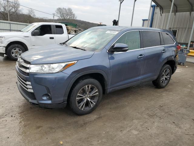 5TDZZRFH7JS249036 - 2018 TOYOTA HIGHLANDER LE BLUE photo 1