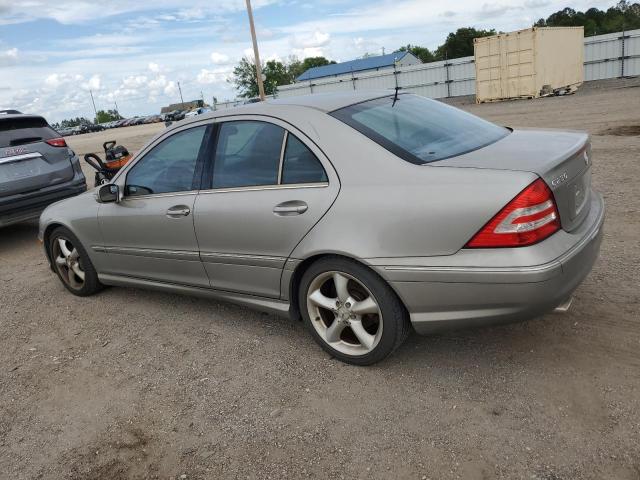 WDBRF40J45F686861 - 2005 MERCEDES-BENZ C 230K SPORT SEDAN GOLD photo 2