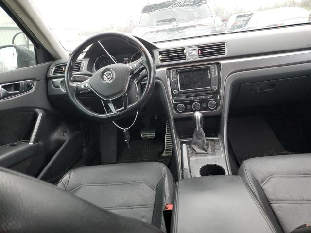 1VWDT7A36HC074489 - 2017 VOLKSWAGEN PASSAT R-LINE Grau Foto 8