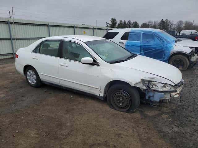 3HGCM563X3G712338 - 2003 HONDA ACCORD LX WHITE photo 4