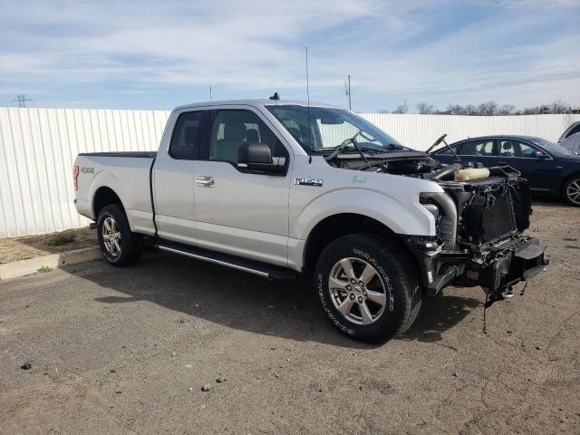 1FTFX1E45KKD41926 - 2019 FORD F150 SUPER CAB SILVER photo 4