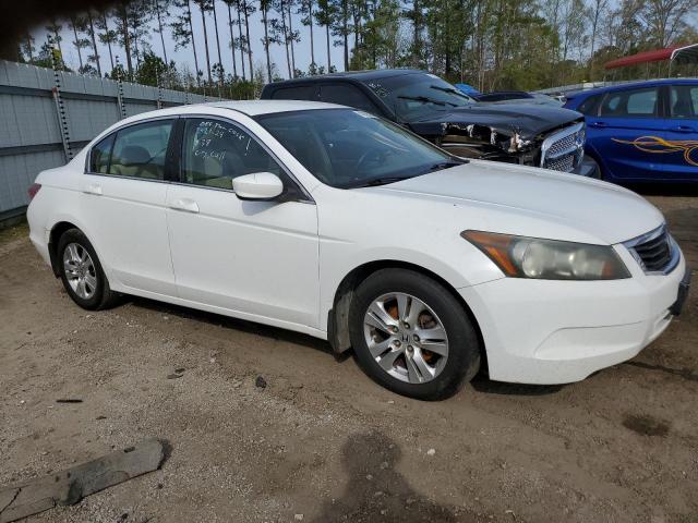 1HGCP26448A101029 - 2008 HONDA ACCORD LXP WHITE photo 4