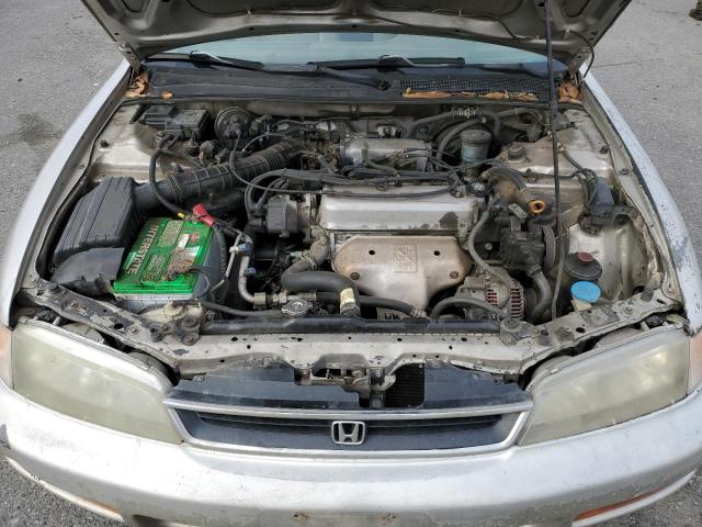 1HGCD5636VA125412 - 1997 HONDA ACCORD LX TAN photo 11