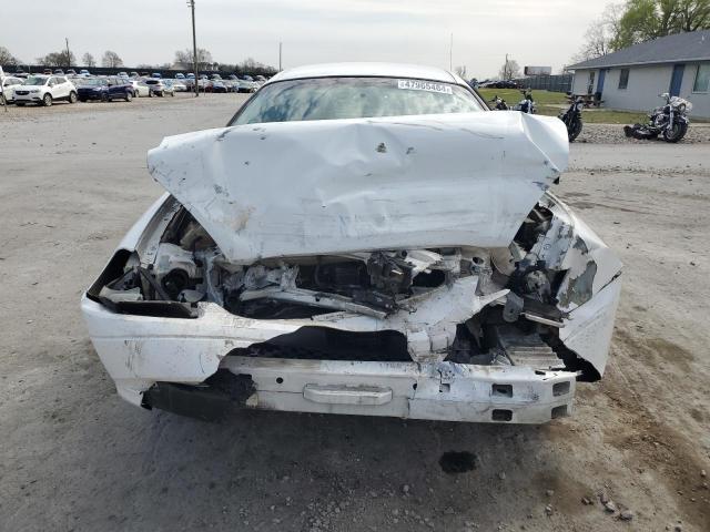 1FAFP53U1YG167901 - 2000 FORD TAURUS SE WHITE photo 5