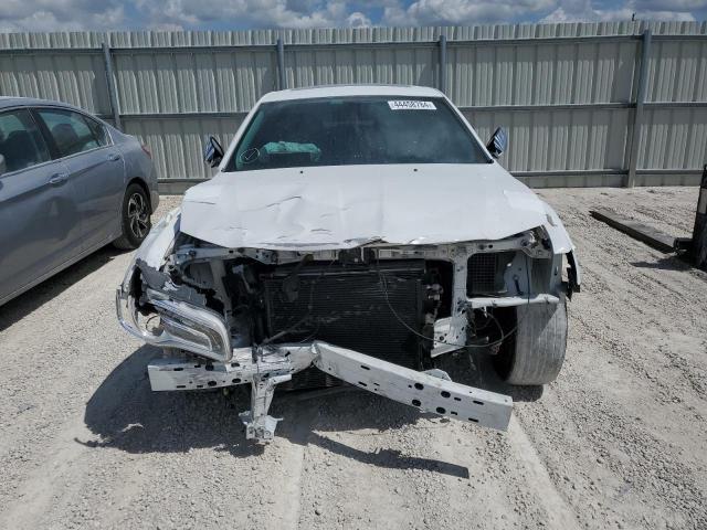 2C3CCAEG8GH328616 - 2016 CHRYSLER 300C WHITE photo 5