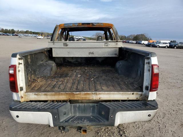 1FTSW21R18EB14748 - 2008 FORD F250 SUPER DUTY WHITE photo 6