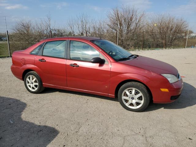 1FAFP34N45W204324 - 2005 FORD FOCUS ZX4 RED photo 4