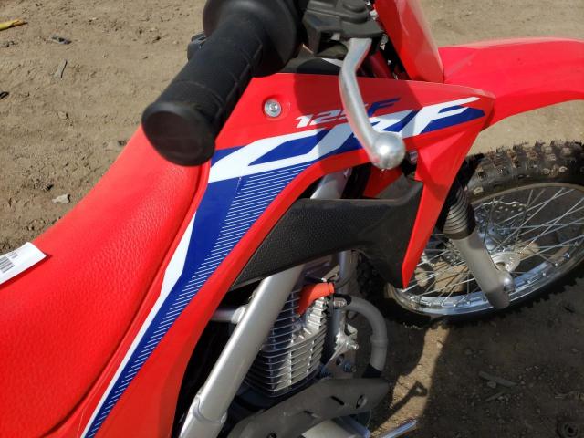 LALJE0347N3404653 - 2022 HONDA CRF125 F RED photo 9