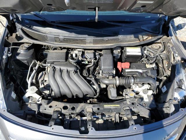 3N1CN7AP0JL827135 - 2018 NISSAN VERSA S 灰色 照片 11