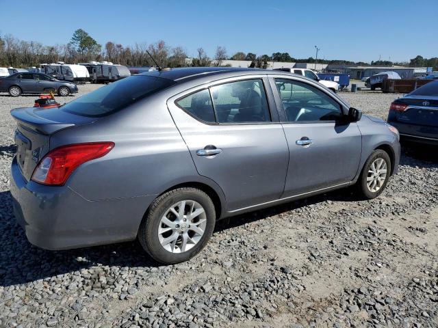 3N1CN7AP0JL827135 - 2018 NISSAN VERSA S 灰色 照片 3