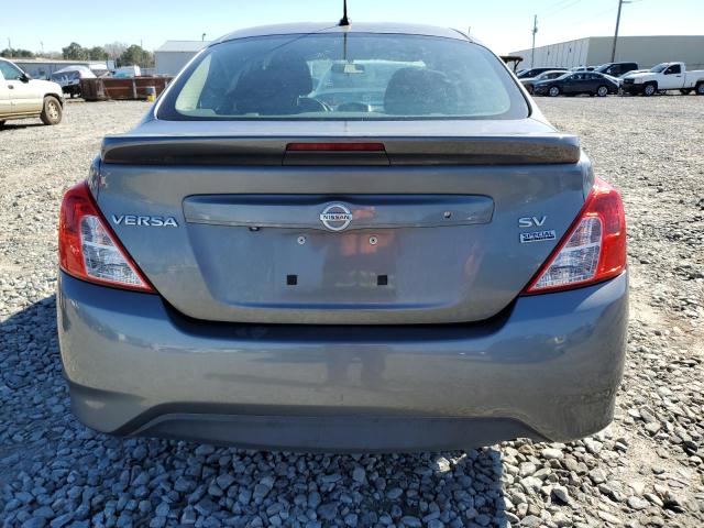 3N1CN7AP0JL827135 - 2018 NISSAN VERSA S 灰色 照片 6